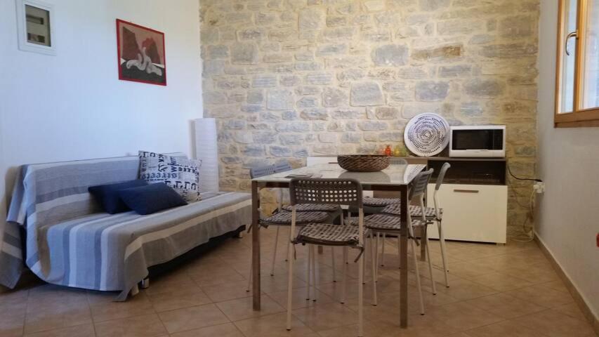 Aliki House Appartement Buitenkant foto